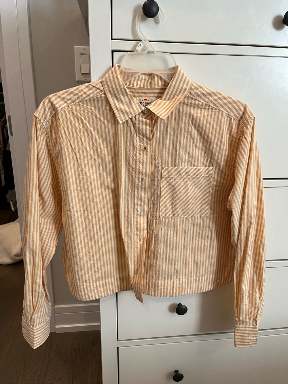 Mia Cropped Shirt in Cali Poplin in Marigold - Picture 2 of 4